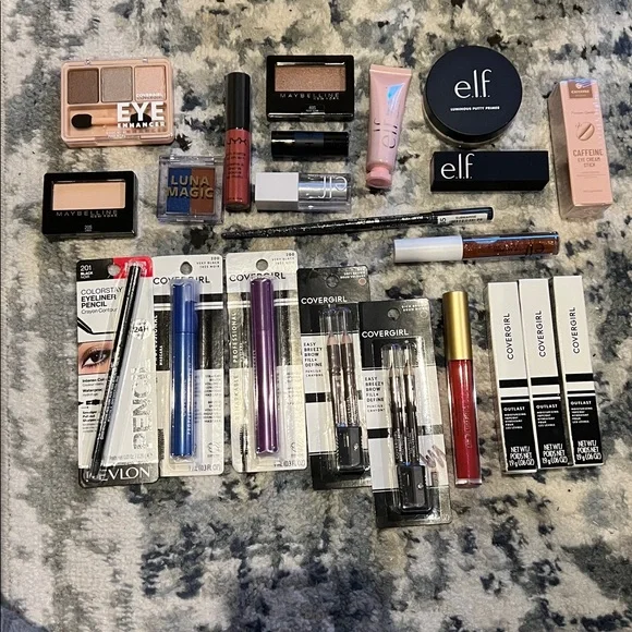 Makeup bundle